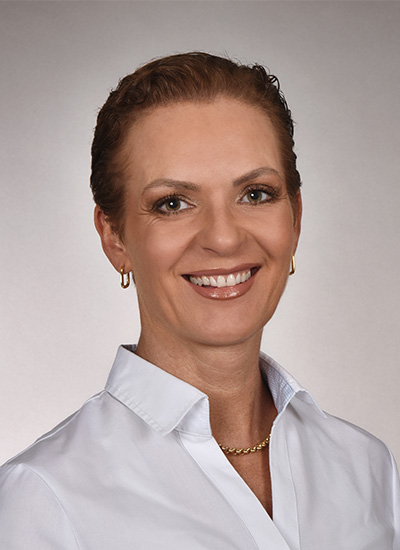 Zahnärztin und Praxisinhaberin Helena Brodt - Zahnarzt Waldkraiburg